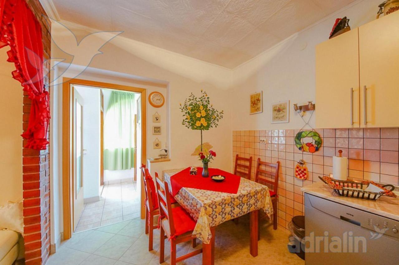 Apartments Varga Сен Екстериор снимка