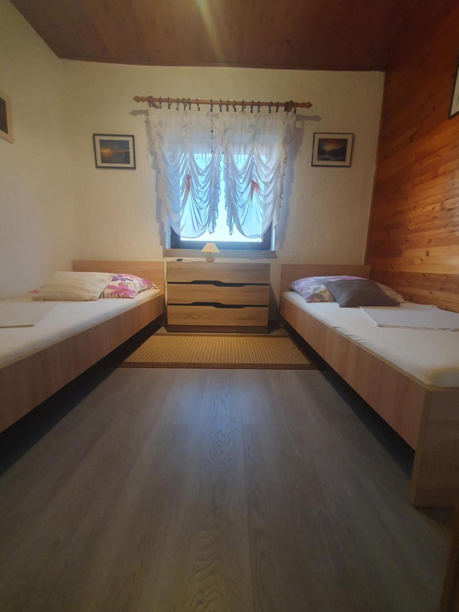 Apartments Varga Сен Екстериор снимка